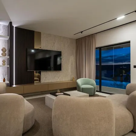 فيلة Luxurious 5-bedroom 